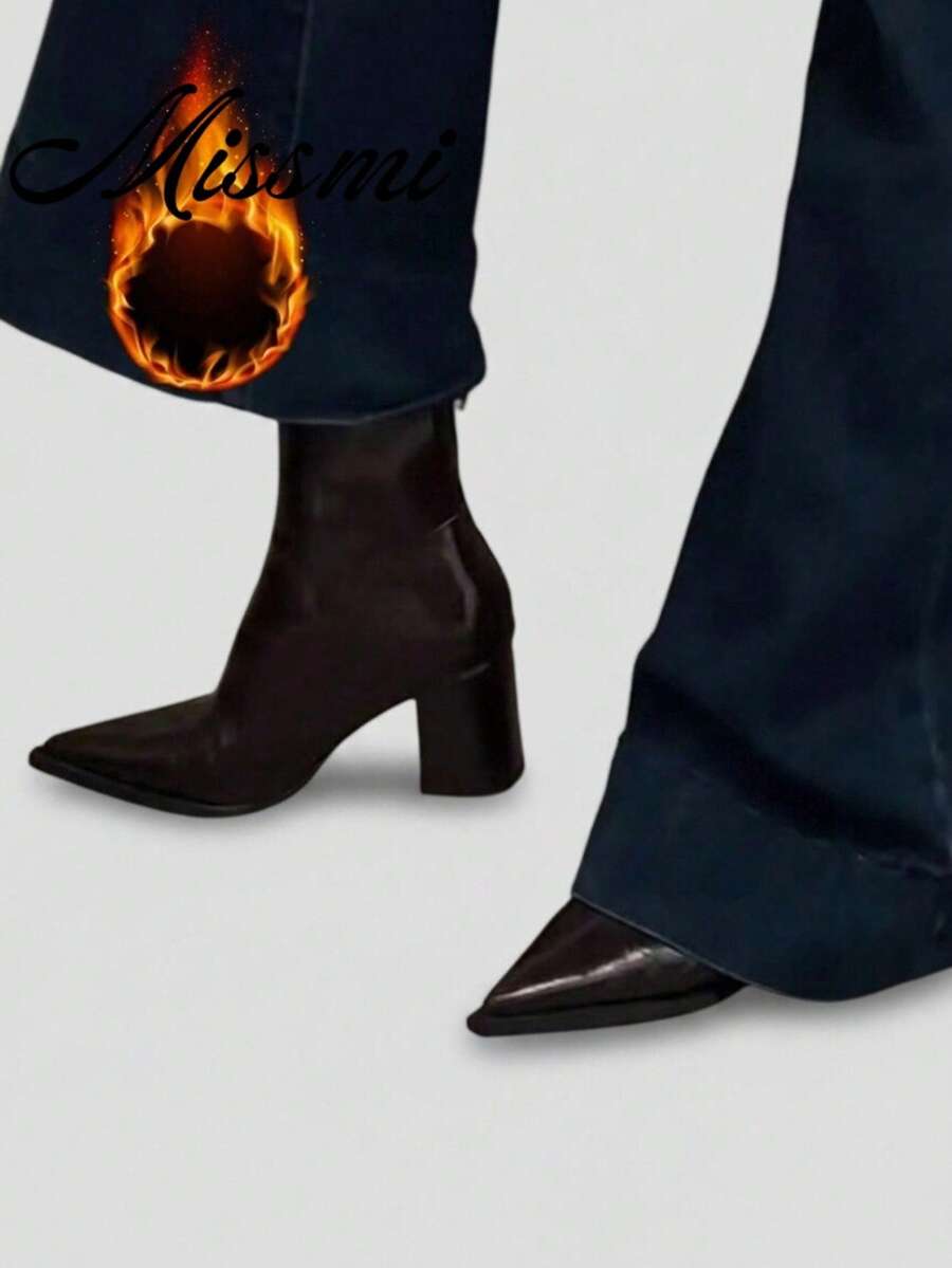 Sepatu Bot Ankle Wanita Hak Tinggi Ujung Lancip, Hak Tebal, Resleting Belakang, Sepatu Bot Premium Hitam Musim Gugur/Dingin Terbaru
