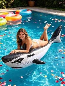 Tiburón inflable para montar, Tiburón inflable para juegos de agua, Flotador de tiburón negro inflable para piscina, Tabla de surf inflable de tiburón de PVC, Balsa flotante, Adecuado para entretenimiento familiar de adultos, Ocio al aire libre, Fiesta de verano, Playa, Lago, Agua, Flotación en piscina, Entretenimiento acuático divertido de verano, Adecuado para fiesta en piscina, Vacaciones, Verano. - Imagen - Ver 2