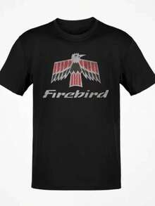 Mångsidig och universellt smickrande, denna nostalgiska t-shirt med Pontiac Firebird 1967-logotypen skapar en raffinerad och snygg look med en fantastisk passform! !, Retro t-shi - Tillbaka - Visa 1