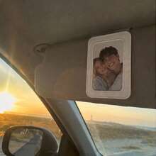 Vertical Car Sun Visor Leather Photo Frame Clip (Suitable For Paper), Sun Visor Clip, Personalized DIY Photo, Car Decor, Car Photo, Couple Gift, Wallet Photo Clip, Family Pet Memorial Photo Frame, Clip-On Style - White [suitable for  Photo Paper Without Cutting] - View 2