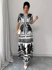 New 2026 Model: Floral A-Line Dress With Short Sleeves And Boat Neck, Elegant For Summer - 黑色 - 查看 3