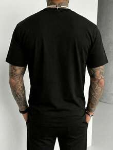 Unisex T-Shirt, 100% Cotton, Regular Fit, With Graphic Print, Short Sleeves, Casual Style, Summer Streetwear, Urban Style, Printed Top, Vintage Fashion, Soft And Breathable. - 西瓜粉 - 查看 3