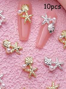 10 pièces Charms d'art des ongles à thème estival, avec des motifs d'étoiles de mer et de coquillages comme designs principaux. La collection comprend une variété de styles, y compris des designs en or, argent, perle, étoile de mer et coquillage. Ces décorations d'ongles en alliage 3D. - Multicolore - Voir 1
