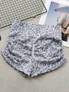 Pantalones cortos de yoga sin costuras con estampado de leopardo para mujer: pantalones deportivos ajustados y de cintura alta para levantamiento de glúteos - Marrón - Ver 7