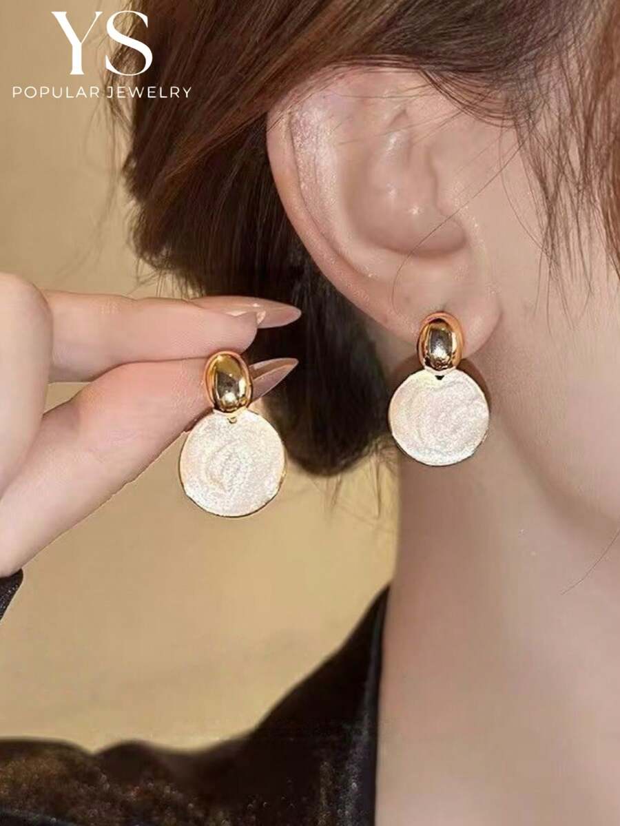 1對復古白色滴油琺瑯幾何圓形耳環，女款歐美法式時尚高端優雅耳環，適合日常配戴
