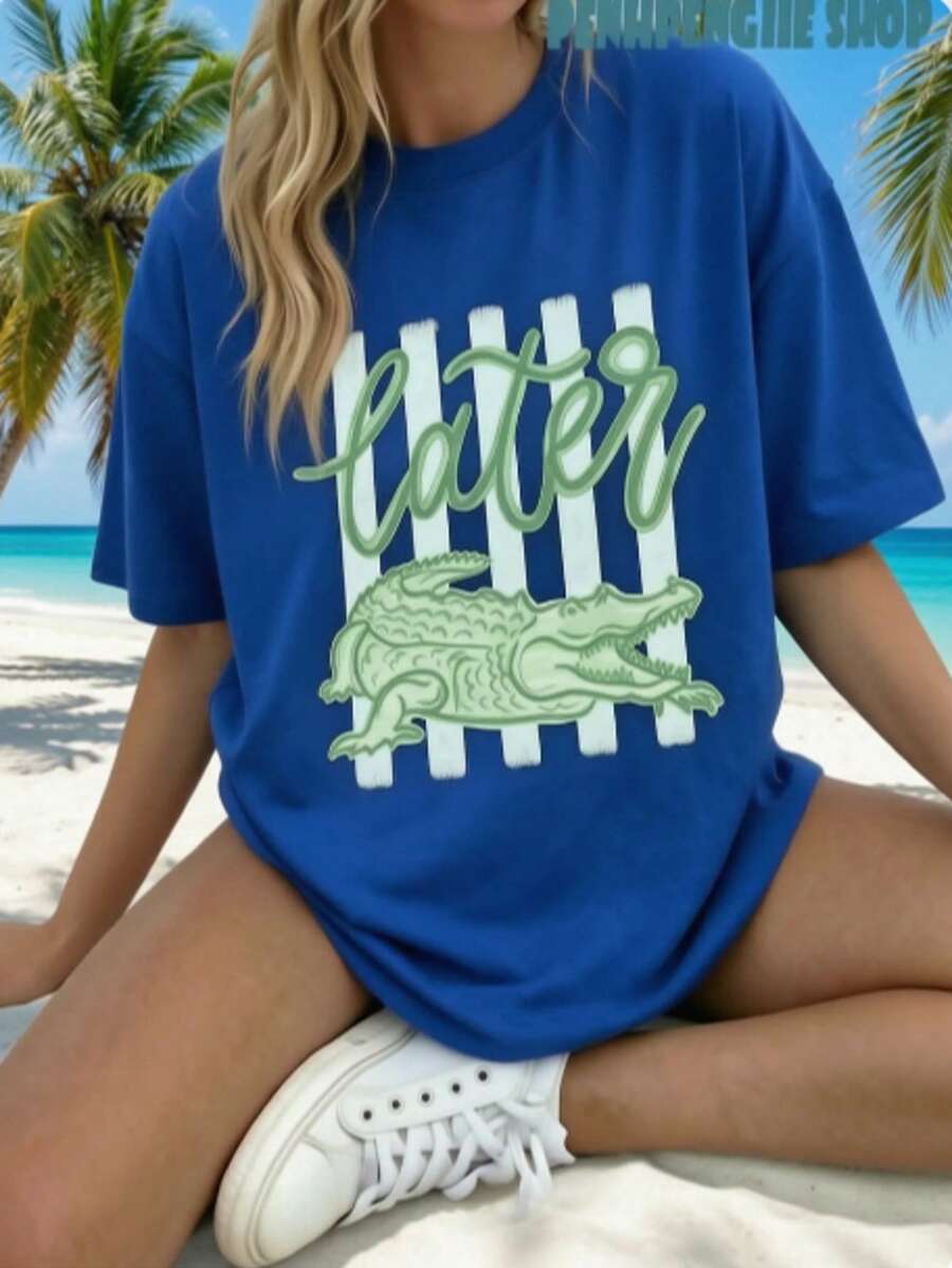 Plus Size Casual Blue Graphic Crocodile Short Sleeve Round Neck T-Shirt, Regular Fit Tee With Slight Stretch Fabric For Everyday Wear - 寶藍色 - 查看 1