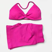 Conjuntos de sujetadores Halter de Yoga sin costuras, 2 piezas, pantalones cortos deportivos con fruncido en la parte de atrás, Tops cortos de gimnasio - Burdeos - Ver 7