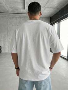 Unisex T-Shirt, 100% Cotton, Regular Fit, Graphic Print, Short Sleeves, Casual Style, Summer Streetwear, Urban Style, Printed Top, Vintage Fashion, Soft And Breathable. - 紫羅蘭色 - 查看 3
