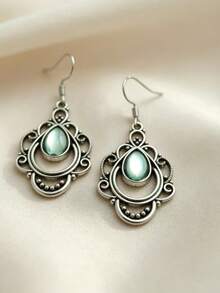 1 Đôi bông tai mặt dây chuyền hình giọt nước rỗng màu xanh lá cây kiểu Bohemian cổ điển, đính đá giả ngọc, thích hợp để đeo hàng ngày, dự tiệc, du lịch hoặc làm quà tặng trang sức. - Màu Bạc Cổ - Xem 4