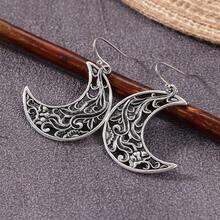 Vintage Moon Pendant Earrings, Hollowed-Out Scrollwork Craftsmanship, Feminine Accessory, Versatile Vacation Gift Jewelry - Silver - View 7