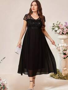 Talla Grande - Vestido de Encaje con Abertura en la Espalda y Ajuste en la Cintura para Mujer de Talla Grande - Negro - Ver 4