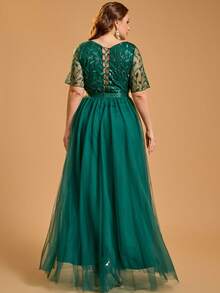 Plus Size Women's Elegant 45+ Contrast Mesh Applique Sequin Evening Gown Wedding Party - Dark Green - View 5