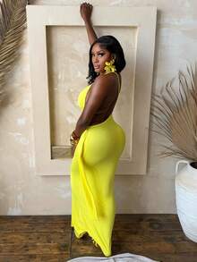 Very Popular Monochrome Party Dress With Asymmetrical Shoulder And Fitted Design. - Yellow - View 2
