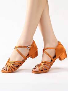 1 Pair Low Heel Girls' Latin Dance Shoes, Open Toe Non-Slip Soft Sole Dance Shoes, New Style Performance Competition Dance Shoes - Brown - View 5