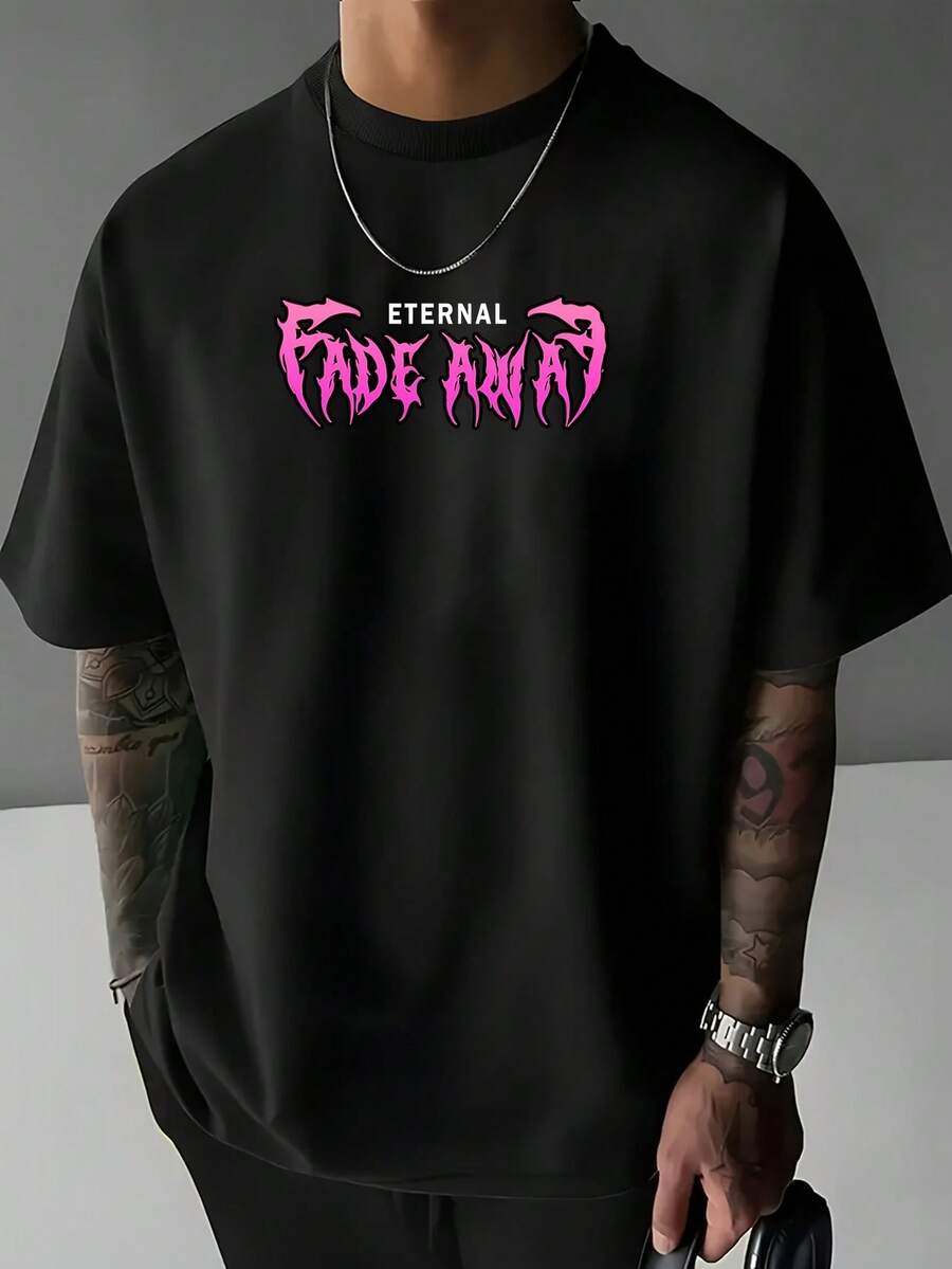 A Comfortable, Breathable, And Slightly Stretchy Y2K-Style Men's Casual T-Shirt With A Druid Warrior Print Featuring Deer Antlers, Perfect For Indoor And Outdoor Activities. - 黑色 - 查看 1