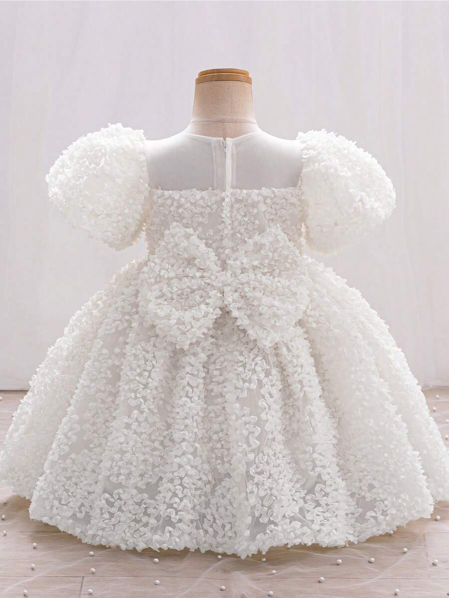 女童白色3D花朵花童禮服，精緻美觀，適合生日派對、婚禮、舞台表演 - 白色 - 查看 1