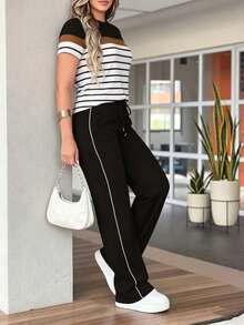 Conjunto informal de 2 piezas para primavera/verano, con top de manga corta de color contrastante y pantalones de cintura ceñida de unicolor. Ajuste favorecedor y cómodo apto para uso diario - Negro - Ver 4