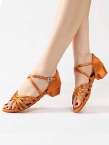 1 Pair Low Heel Girls' Latin Dance Shoes, Open Toe Non-Slip Soft Sole Dance Shoes, New Style Performance Competition Dance Shoes - Brown - View 6