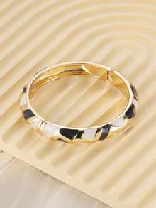 1PC Vintage Opulent FreeForm Zinc Alloy Gold-Plated Enamel Multi-ColorWide Flat Chunky Statement Cuff BraceletNew Year Christmas Dairy Party Clubwear - Bracelet - View 21