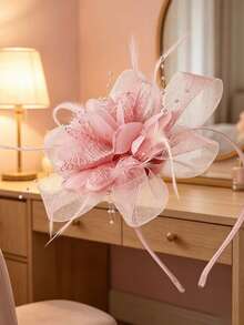 1 pièce Accessoire de tête élégant pour femme - Pince à cheveux style 1950s/60s avec ruban en maille florale, fascinateur décoratif vintage convenant pour les goûters élégants, le Kentucky Derby, les mariages et autres occasions formelles, bandeau pour cheveux - Vieux Rose - Voir 4