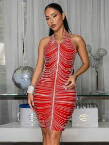 Open-Back Dress With Sensual Sparkling Embellishments - Red - View 3