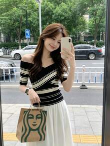 Color-Block Striped Crossover Short-Sleeve Knit Top For Women, Summer Style, Off-Shoulder, Waist-Fitting, Cropped Length. - Stripe - View 4