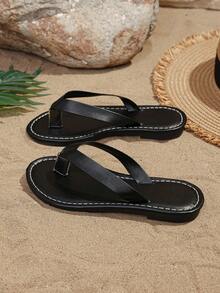 1 Pair Kids Flip Flops, Solid Color Soft PU Woven Strap, Round Toe Toe-Post Flat Bottom Non-Slip Slip-On Design, Fashion Minimalist Vacation Style Beach Sandals, Suitable For Boys And Girls Daily Casual Beach Holiday Party, New Mixed Style - Black - View 2