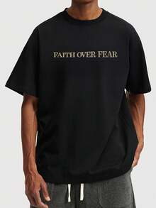 Camiseta de hombre Fe sobre el Miedo con estampado de versículo bíblico del Salmo 118:6, en colores negro y dorado, inspiradora, de manga corta, cuello redondo, informal para el verano, no - Negro - Ver 2