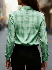 女款綠色格紋長袖鈕扣領襯衫，百搭聚酯纖維標準版型，適合秋季穿著 - 淺綠色 - 查看 3