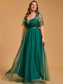 Plus Size Women's Elegant 45+ Contrast Mesh Applique Sequin Evening Gown Wedding Party - Dark Green - View 8