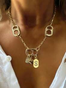 1pc Gold Initial Letter Necklace, Luxurious Clasp Letter Pendant Necklace, Suitable For Women's Exquisite Holiday Party Gift - Yellow Gold - View 3