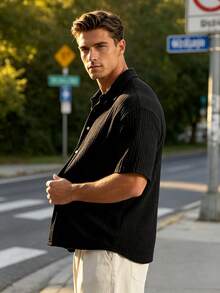 Men's Casual Short-Sleeve Shirt, Loose And Lightweight In Cotton, Basic Style For Summer - Black - View 5
