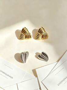 French Vintage Butterfly 304 Stainless Steel Stud Earrings, Two 3D Textures, Gentle Luxury Style, Suitable For Dates, Parties, Graduation Season, Daily School, Holiday Gifts, Workplace, Commuting, Creating High-End Style, Evening Banquets, Travel, Casual Shopping, Finely Polished And Comfortable Fit, Summer Garden/Beach Party Birthday Focus, Must-Have For Summer Travel - Multicolor - View 6
