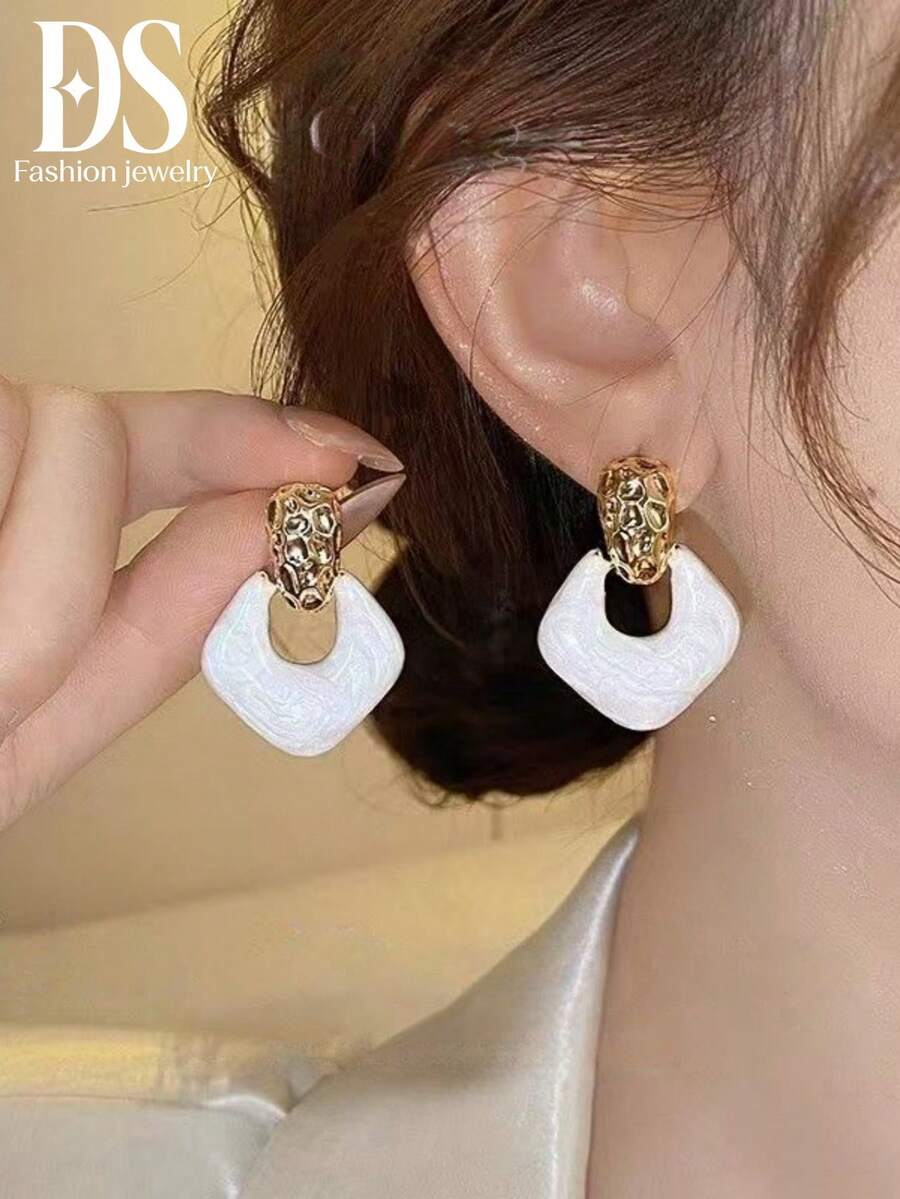 1對復古白色滴油琺瑯幾何菱形耳環，女款歐美法式時尚高端優雅耳飾，適合日常配戴