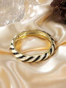1PC Vintage Opulent FreeForm Zinc Alloy Gold-Plated Enamel Multi-ColorWide Flat Chunky Statement Cuff BraceletNew Year Christmas Dairy Party Clubwear - Bracelet - View 16