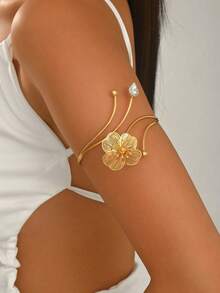 1pc Fashionable Textured Floral Micro-Inlaid White Rhinestone Decorated Metal Arm Cuff For Women, Simple Hollow Geometric Open Adjustable Arm Accessory Suitable For Music Festivals, Proms And Parties - Gold - View 1