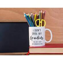 Taza de caf con texto en ingls inchI Don'' Spoil My Grandkids Madre Day Gag regalo abuelo de hija, hija, hijo, nieto, nietos, nietos, nietos, regalo de cumpleaos para abuelos Mimi Nana Gigi - blanco - Ver 8