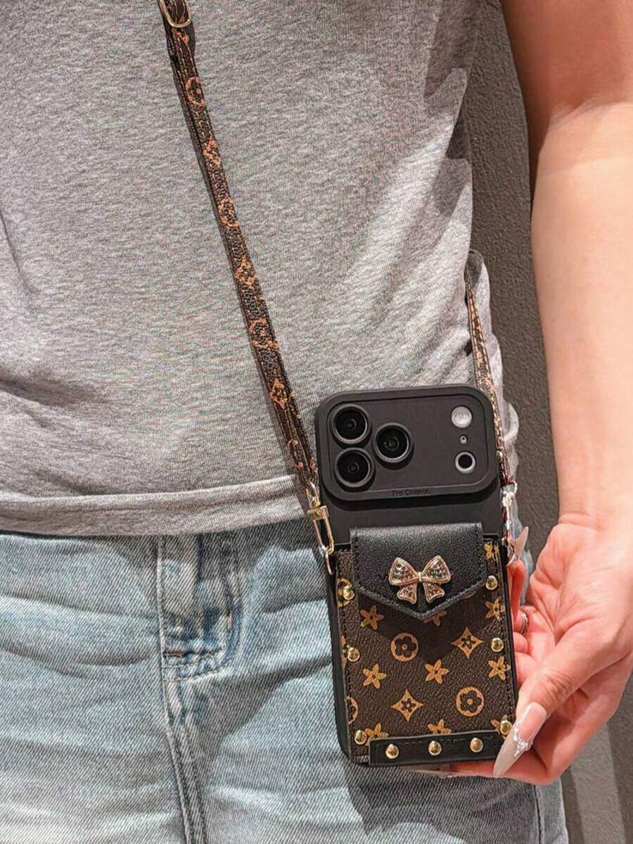 1pc New Bowknot English Card Holder Crossbody Bag Strap, Compatible With IPhone18/18pro/18promax/17 17promax 17 Pro Phone Case, 16 Pro Max, New 15 Pro/14/13/12 Cartoon Phone Case, Compatible With IPhone14 Pro Max/15/12/11/1 Pro Max/16 Pro, Anti-Drop 17 Pro Max Protective Case, Fashion New Card Holder Phone Case - Dark Brown - View 1