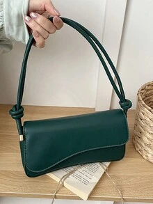 Màu xanh lá cây đậm