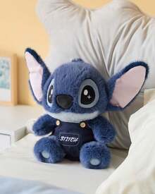 MINISO Disney Lilo And Stitch 絨毛玩偶，吊帶褲風格可愛掌心玩偶，毛茸茸觸感與刺繡細節，柔軟玩具，適合所有年齡層女孩的 Stitch 絨毛禮物 - 藏蓝色 - 查看 1