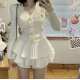 Traje blanco (falda + top)
