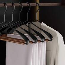 Premium Black Suit Hanger, Solid Wood And Metal Combination Thickened Heavy-Duty Hanger, With Anti-Slip Rubber Shoulder Pads, Space-Saving Design, Suitable For Coats, Suits, Jackets And Trousers, Multi-Functional Luxury Iron And Wood Hanger - View 5