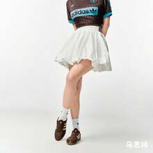 Adidas BUBBLE SKIRT W 經典泡泡裙，附內層打底褲，馬思純同款 - 白色 - 查看 3