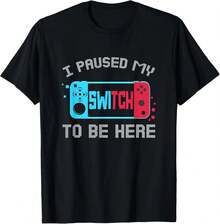 Pausé Mi Switch Para Estar Aquí Camiseta de Regalo Para Videojugadores Hombres y Niños - Negro - Ver 1