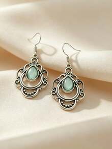 1 Đôi bông tai mặt dây chuyền hình giọt nước rỗng màu xanh lá cây kiểu Bohemian cổ điển, đính đá giả ngọc, thích hợp để đeo hàng ngày, dự tiệc, du lịch hoặc làm quà tặng trang sức. - Màu Bạc Cổ - Xem 3