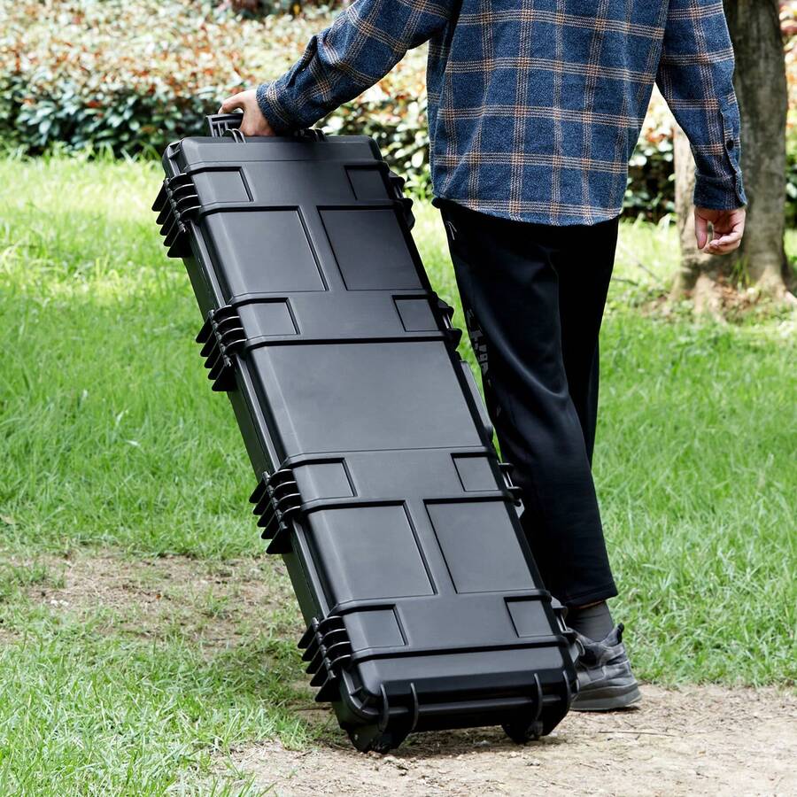 Hard Rifle Case, 3-Layer Fully Protective Foam Rifle Case, 42-Inch Lockable Hard Gun Case With Wheels, IP67 Waterproof And Weatherproof - Black - View 1