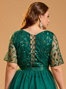Plus Size Women's Elegant 45+ Contrast Mesh Applique Sequin Evening Gown Wedding Party - Dark Green - View 10
