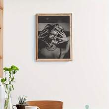 1pc Woman With Money On Head Print, Luxury Fashion Black And White Wall Art, Suitable For Room Living Room Office Bathroom Kitchen Corridor Western Fashion Home Decor, Room Accessories It Is The Perfect Gift For Him/Her Friend Gift, - A - View 10