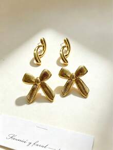French Vintage Butterfly 304 Stainless Steel Stud Earrings, Two 3D Textures, Gentle Luxury Style, Suitable For Dates, Parties, Graduation Season, Daily School, Holiday Gifts, Workplace, Commuting, Creating High-End Style, Evening Banquets, Travel, Casual Shopping, Finely Polished And Comfortable Fit, Summer Garden/Beach Party Birthday Focus, Must-Have For Summer Travel - Multicolor - View 8