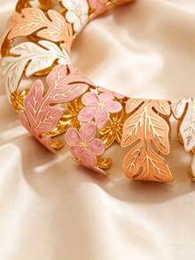VceTd 2PCS Gentle Elegant Style Stainless Steel Women's Bracelet Decorated With Enamel Craft Plumeria And Maple Leaf Design, Suitable For Women To Wear At Weddings, Banquets, Vacations Or Shopping - Yellow Gold - View 7